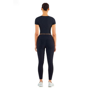 Conjuntos de yoga de 2 piezas para mujer con el mejor diseño personalizado, leggings de yoga de cintura alta y sujetador deportivo, ropa de gimnasio para mujer - Product Image 3
