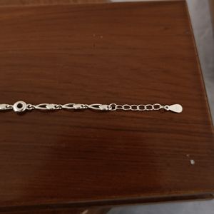 สร้อยข้อมือดีไซน์เก๋รูปวงกลมเรขาคณิต เครื่องประดับทันสมัยเรียบหรูสำหรับผู้หญิง ของขวัญ - Product Image 2