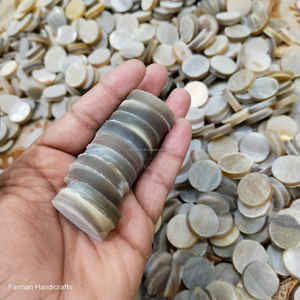 Disque en corne de bœuf naturelle brun beige, artisanal, poli, de qualité supérieure, pour la création de pièces de monnaie et la gravure DIY, au meilleur prix - Product Image 5