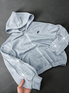 Sweat à capuche zippé pour homme avec détails en strass, en molleton de coton, coupe oversize, style streetwear épuré et minimaliste, service OEM personnalisé - Product Image 5