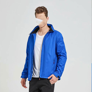 Veste en toile coupe-vent à capuche rouge pour homme, col montant, fermeture éclair, décontractée, pour l'extérieur, hiver, coupe régulière, extérieur en polyester - Product Image 6