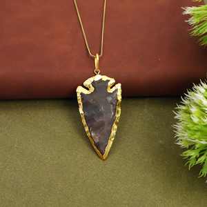 Collar con colgante de hoja con punta de flecha dorada, hecho a mano con piedra, estilo bohemio tribal, regalo para ella - Product Image 2