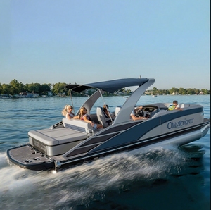 Oferta Especial: Nuevo Diseño Moderno para Yates con Vistas Panorámicas y Amenidades de Lujo - Product Image 1