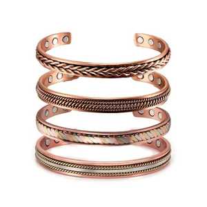 Pulsera de Cobre Trenzado con Diseño Redondo Estilo Antiguo, Joyería Tradicional - Product Image 2
