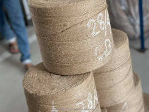 Ficelle de jute 100% naturelle, écologique, durable, antibactérienne, biodégradable, de haute qualité, 28LBS/4PLY, pour tricot et tissage à la main JF - Product Image 3