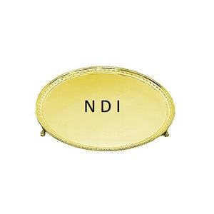 Plato decorativo de madera de aspecto antiguo con acabado natural y forma personalizada para bodas y fiestas de compromiso. - Product Image 3