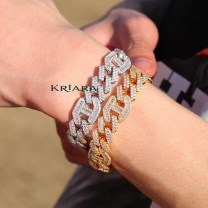 Bracelet chaîne en moissanite plaqué or 22 carats S925 de luxe, serti de moissanites taille baguette, design géométrique, bijoux pour homme - Product Image 1