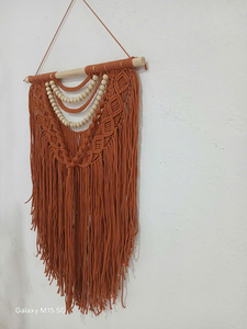 Décoration murale bohème en macramé avec perles et franges, design géométrique abstrait pour le salon, décoration intérieure - Product Image 5