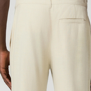 Pantalon en jean pour homme avec taille élastique, matière confortable, cordon de serrage pour un ajustement confortable et décontracté, design avec logo tendance - Product Image 6