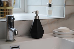 Geometric Shape Lotion <b>Dispenser</b> For Bathroom Vanity Kitchen Sink Liquid Soap Pump <b>Bottle</b> Home Daily Use And Counter Decor - Product Image 6
