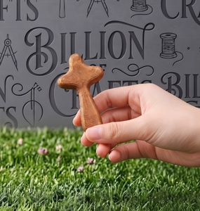 Croix de poche en bois naturel en vrac, mini-croix chrétienne portable, cadeau religieux, souvenir d'église - Product Image 1