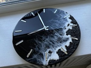 Horloge murale artisanale en résine époxy noire, texture vague océanique, horloge ronde suspendue, décoration moderne de luxe pour salon, art pour la maison - Product Image 6