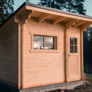 Sauna extérieur en bois de style chalet pour 6 à 8 personnes - Cabine de sauna en pin naturel avec toit en pente et panneaux de verre en treillis - Product Image 1
