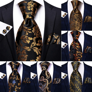 Corbata de seda floral negra y dorada con gemelos y pañuelo de bolsillo a juego, corbata clásica para hombre para ocasiones de negocios y fiestas. - Product Image 5