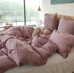 Parure de lit bohème 100 % coton délavé rose et gris avec fermeture à boutons en noix de coco, comprenant deux taies d'oreiller - Product Image 1