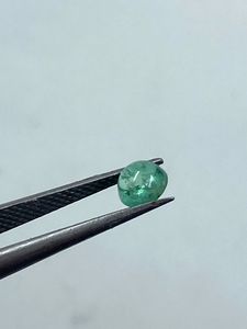 Elegante Gema Redonda de Esmeralda Sintética de 5MM 0.57Cts, Suelta para Joyería - Product Image 1