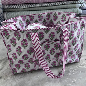 กระเป๋าโท้ทผ้าฝ้ายขนาดเล็กพิมพ์ลายบล็อกสำหรับผู้หญิง ลายดอกไม้ฤดูร้อน/ฤดูใบไม้ผลิ ปิดซิป ใช้ได้ทุกวัน เหมาะสำหรับการเดินทาง สไตล์อินเดียดั้งเดิม - Product Image 1