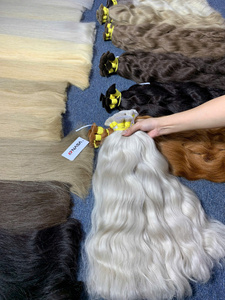 Extensiones de Cabello Humano Vietnamita 100g Color Claro 60cm Largo Ondulado Súper Doble Trama Paquetes a Granel Proveedores de Vietnam - Product Image 4