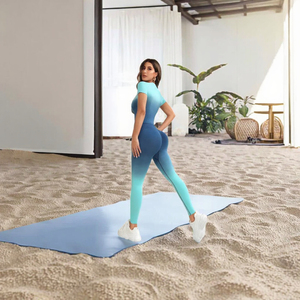 Ensemble de yoga pour femme de haute qualité, sans couture, pour l'entraînement, avec haut court à col rond uni, manches longues, bretelles non convertibles, taille mi-haute élastique à l'avant - Product Image 2