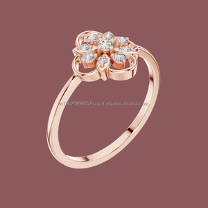 Bague personnalisée 10K en argent et diamants de laboratoire - Product Image 1