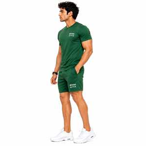 GYM ACTIVE Conjunto de Camiseta Deportiva Verde Vintage para Hombre, Estilo Invernal, Cuello Alto, Manga Corta, Secado Rápido, Tejido Ecológico 100% - Product Image 4