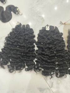 Vente en gros d'extensions de cheveux humains bouclés vietnamiens vierges 100g faisceaux extrémités complètes peuvent être permanentes toutes les couleurs appropriées - Product Image 4