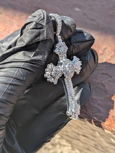 Pendentif Croix en Moissanite Argent 925 avec Micro-Incrustations de Strass en Cristal, Breloque Religieuse, Bijou Unisexe Tendance - Product Image 3