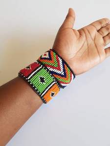 Pulseras para mujer, accesorios de joyería diaria, juego de brazaletes de ganchillo con cuentas de vidrio enrolladas de Nepal, coloridos, tejidos, estilo bohemio. - Product Image 2