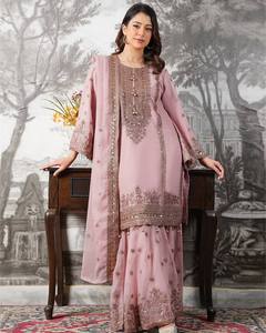 Ensemble de costume palazzo violet lavande brodé à la main en georgette avec broderie, vente en gros, vêtements pour femmes, tenue personnalisée OEM - Product Image 3
