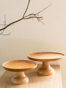 Soporte de madera hecho a mano para pasteles, cupcakes, postres y exhibición de productos de panadería, con etiquetado privado. - Product Image 2