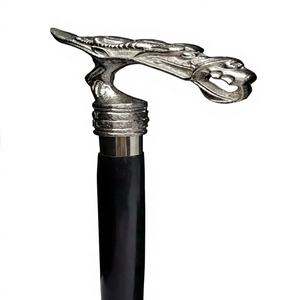 Bastón de Madera Negro Pulido Hecho a Mano Estilo Vintage - Regalo para Ocasiones como Navidad y el Día del Padre - Product Image 1