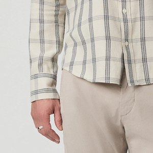 Casual Wear Men T Shirt With Turn <b>Down</b> Collar Comfortable & Relaxed Fit And Full Sleeve Checked Design With Logo For Bulk Buyers - Product Image 3