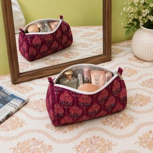 Ensemble de trousses à cosmétiques à imprimé floral bohème avec fermeture à glissière, sacs de rangement portables en trois tailles, sac de voyage de grande capacité - Product Image 3