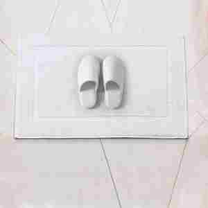 Tapis de bain 50x70cm 550 GSM, doux, absorbant, antidérapant, séchage rapide - Product Image 4