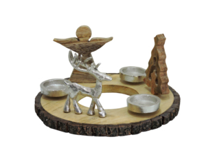Porte-bougie décoratif en aluminium en forme de renne avec base en bois, centre de table de Noël, décoration de fête - Product Image 3