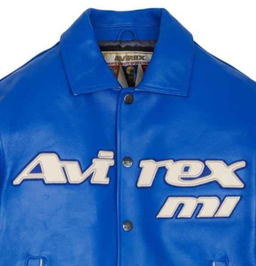 แจ็คเก็ตหนัง Avirex สำหรับผู้ชาย สีขาว ทรงบอมเบอร์ ปักโลโก้ ซิปหน้า สำหรับฤดูหนาว รับผลิตตามแบบ OEM สีและลายปะติดปะต่อตามสั่ง กันลม - Product Image 5