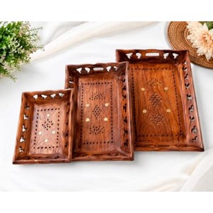 Plateaux de service en bois de Sheesham avec incrustations en laiton, vente en gros |   Plats de service géométriques faits à la main - Product Image 1