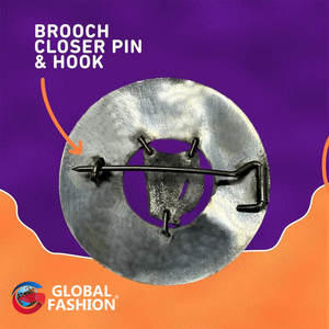 Broche écossaise Shamrock Kilt Fly Plaid entourée de motifs de girofles complexes, chromée argentée, 3 pouces, vente en gros - Product Image 6