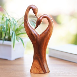Figurines en bois uniques faites à la main pour la décoration intérieure, modèle de sculpture en bois de style abstrait le plus vendu fabriqué au Vietnam - Product Image 4