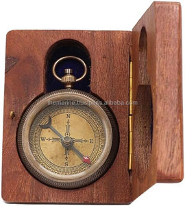 การเดินเรือทองเหลืองแกะสลักกระเป๋าแบนเข็มทิศ W/ตกแต่งแกะสลักกล่องไม้บัพติศมายืนยันคริสเตียนร่วมกายคาทอลิก - Product Image 3