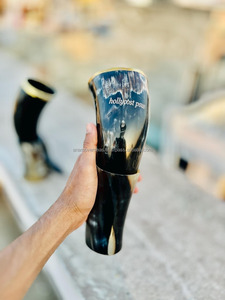 Cuerno para Beber Estilo Vikingo de Cuerno de Búfalo con Soporte de Exhibición - Product Image 3