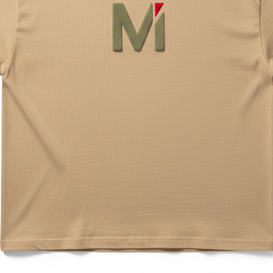 เสื้อยืดพิมพ์ลายพัฟฟ์พรีเมียมสำหรับผู้หญิง ผ้าฝ้ายหนา พิมพ์ลายโฟม 3 มิติ โลโก้สั่งทำได้ สไตล์สตรีทแวร์ ทรงหลวม แขนสั้น - Product Image 3