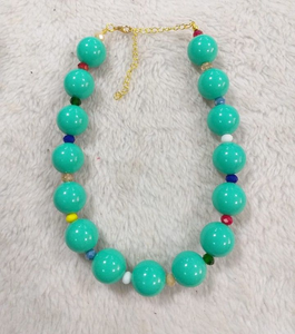 Resin Crafts <b>neckless</b> jewelry best quality latest design For womens party ware - Product Image 5