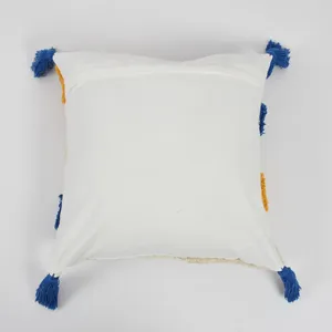 Coussins et oreillers carrés en coton tufté style bohème avec pompons pour la maison et l'hôtellerie - Product Image 2