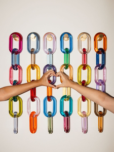 Décoration murale artistique en maillons de résine époxy transparente, grande taille, écologique et colorée, personnalisable par Abdul Rehman Enterprises - Product Image 1