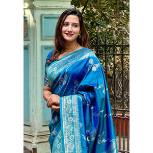 Sari Tejido Banarasi Jaal Azul de Elite Weaves, Seda Suave con Zari, Ropa India y Pakistaní - Product Image 1