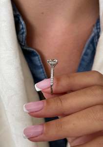 Round Brilliant Cut Diamond Engagement Ring Prong Setting Prong Women's Floral Style - Product Image 5