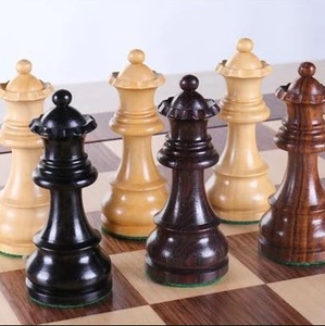 Grand jeu d'échecs magnétique en bois, pliable et portable, avec pièces Staunton en bois de haute qualité, vente en gros, jouets éducatifs - Product Image 2