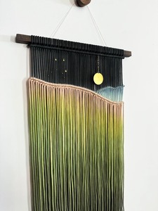 Tapiz de macramé con diseño de luna y estrellas para decoración de dormitorio, estilo de sala de estar y ambiente acogedor en el hogar - Product Image 6