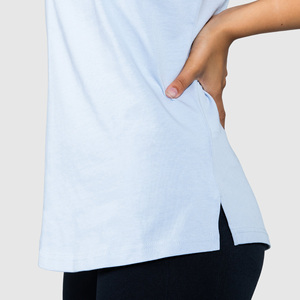 Camiseta sin mangas de algodón liso azul claro para mujer, cuello redondo, deportiva, de punto, transpirable, anti-bolitas, bordada, corte regular, marca personalizada - Product Image 5